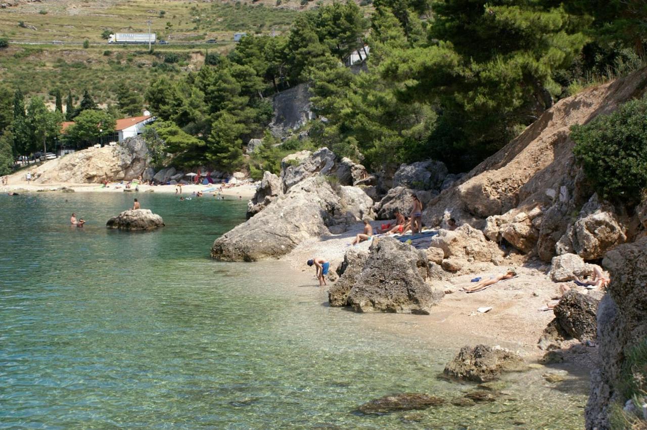 Apartments By The Sea Nemira, Omis - 5884 Tice Εξωτερικό φωτογραφία