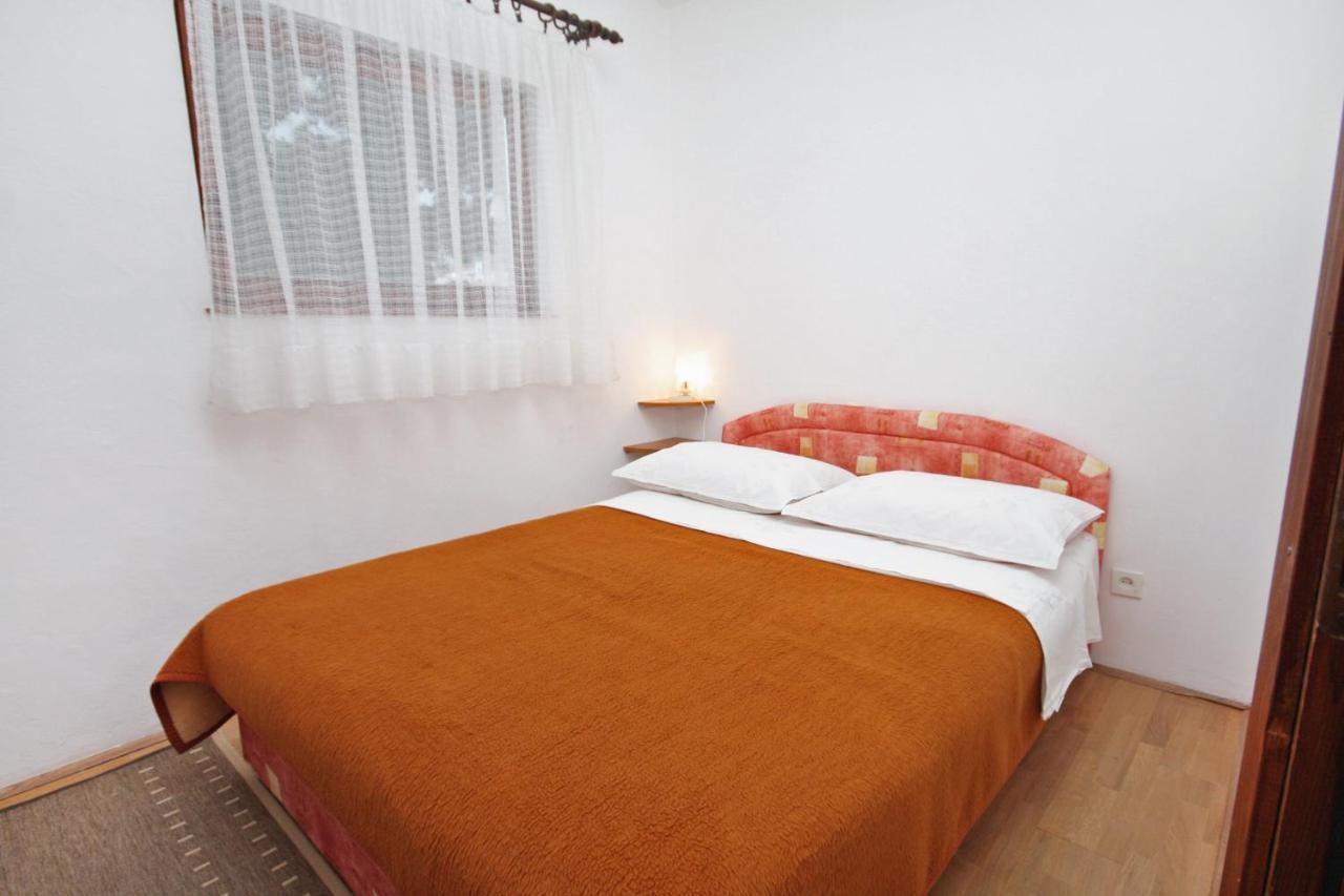 Apartments By The Sea Nemira, Omis - 5884 Tice Εξωτερικό φωτογραφία